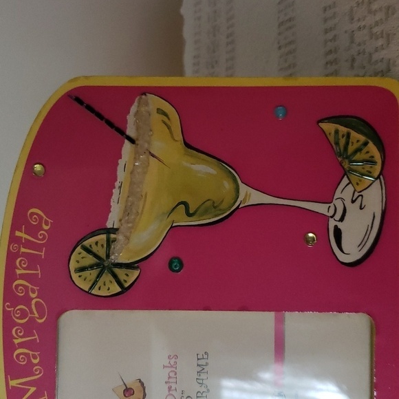 Picture frame 4x6" , margaritas, friends, drinking, Barbie pink picture frame - Picture 2 of 4